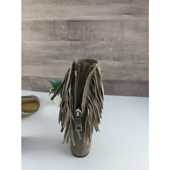 BCBGeneration Fringe Heels - Picture 9 of 16